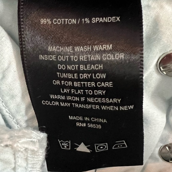 Flattering fit. Skinny jeans with floral print. Excellent condition. Size 4. - Picture 7 of 14